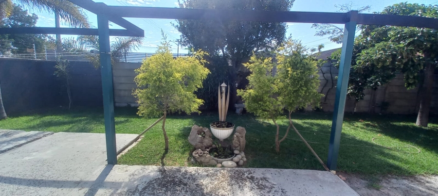 4 Bedroom Property for Sale in Wetton Western Cape